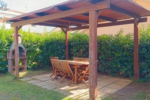 App. c/Giardino arredato indip. 150mt mare