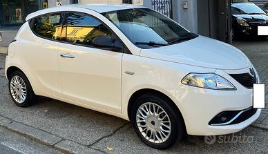 LANCIA YPSILON 1.2 BENZINA 5 PORTE - ANCHE PER NEO