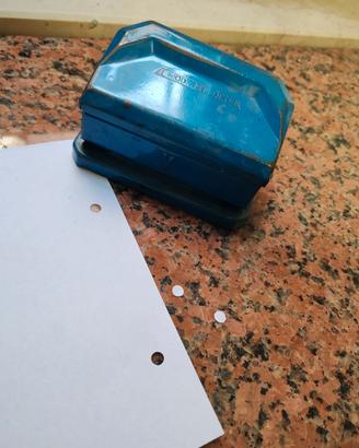 perforatrice vintage per carta