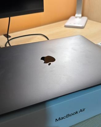Apple Macbook Air M1