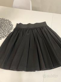 Gonna nera con cerniera