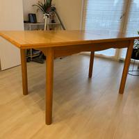 Tavolo in legno allungabile