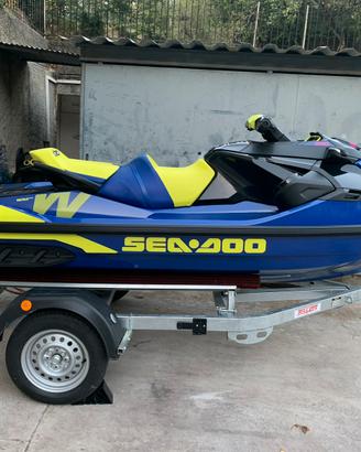MOTO D’ACQUA SEA-DOO WAKE PRO 230