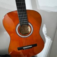 Chitarra classica come nuova