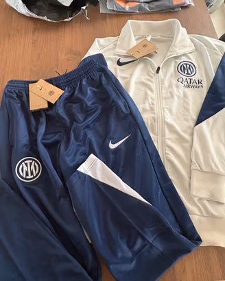 Tuta inter