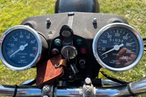 Moto Guzzi 850 California