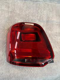Faro posteriore vw polo 6c