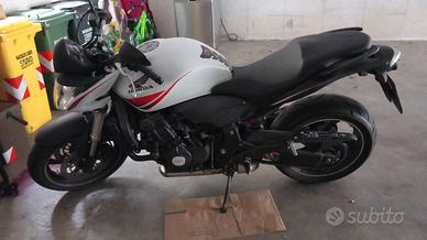 Honda hornet 600 2010