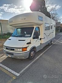 camper mansardato mobilvetta icaro s 11