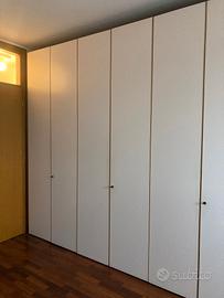 Armadio a 7 ante di alta qualità 