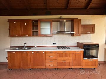 Cucina completa di Elettrodomestici