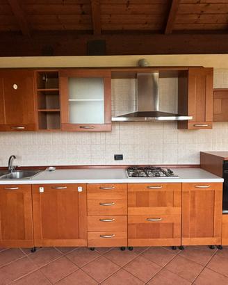 Cucina completa di Elettrodomestici