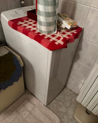 Lavatrice 5 kg indesit