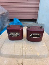 Salvadanaio o cassetta di sicurezza vintage