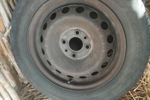 2GOMME 185/60 R14 MONTATE SU CERCHIO FIAT