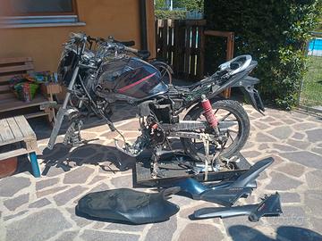 telaio Honda CB125F 
