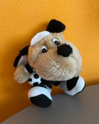 Peluche giocatore di calcio bianco e nero