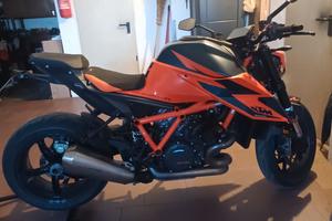 KTM 1290 Super Duke R