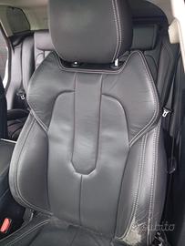 sedili interni range rover evoque 2013