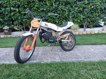 Moto fantic da cross 50