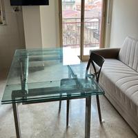 Tavolo in vetro