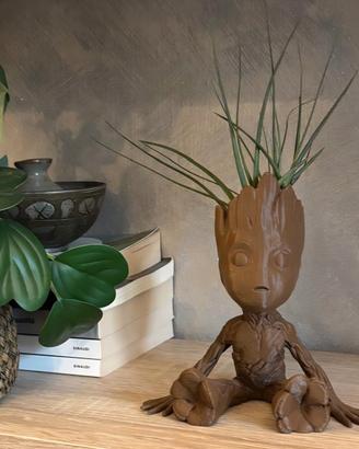 Vaso statua di Baby Groot