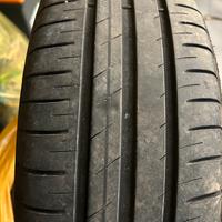 Gomme Good Year 195/55 R 16
