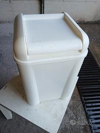 pattumiera multiuso in plastica 