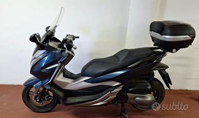 NUOVISSIMO scooter Honda Forza 300