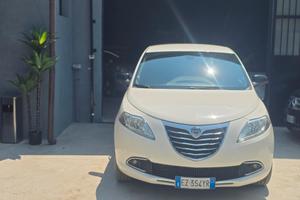 Lancia Ypsilon 1.3 MJT 16V 95 CV 5 porte S&S Plati