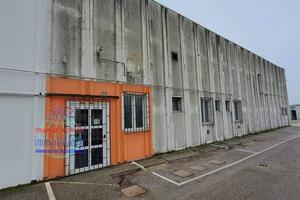 Immobile di 360 m² a Terre del Reno