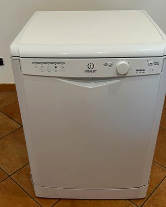 Lavastoviglie INDESIT libera installazione