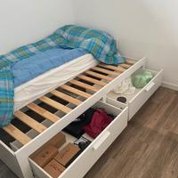 Letto ikea singolo/matrimoniale con cassetti