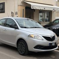 LANCIA Ypsilon 1.2 69 CV 5P Gold