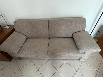 Divano in tessuto sfoderabile 3 posti
