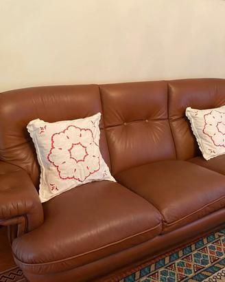 Divano in pelle con poltrone in pelle 