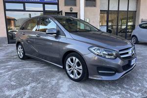 MERCEDES-BENZ B 180 d Sport