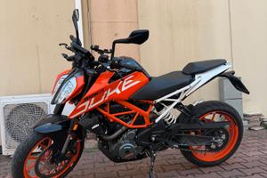 KTM Duke 390
