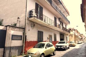 Teverola intero stabile