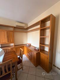 Mobili e divanoletto soggiorno