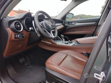 ALFA ROMEO Stelvio - 2017