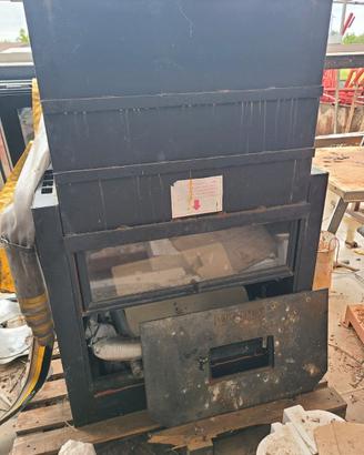 Caminetto ventilato
