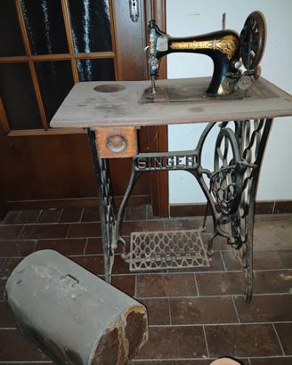 Macchina da cucire Singer vintage 