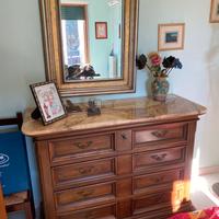 Comodini+cassettiera e regal letto