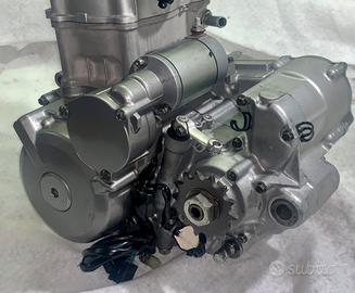 Revisione Motore Ricondizionato Suzuki Drz Ltz 400