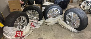 CERCHI ORIGINALI AUDI + GOMME
