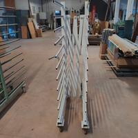 Carrello per verniciatura a croce