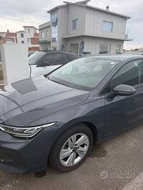 Volkswagen Golf 2.0 TDI 115 CV SCR Life NESSUN VIN