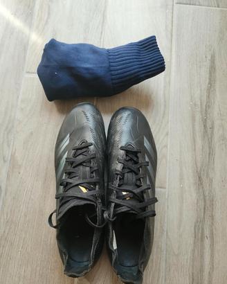 Pack calcio Predator tg.41 + calzettoni