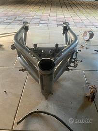 Telaio aprilia dorsoduro 750